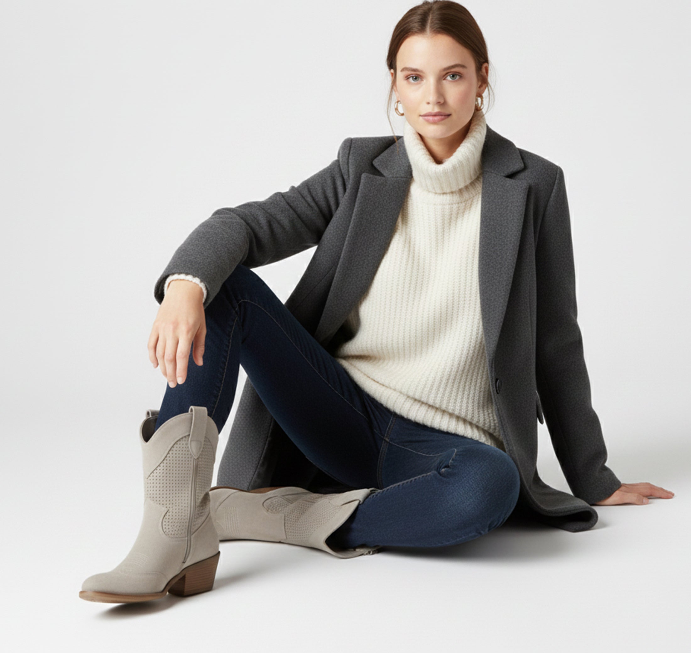 Women’s Lace-Up Ankle Boots – Block Heel & Trendy Design