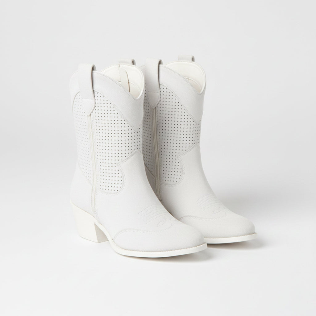 Women’s Lace-Up Ankle Boots – Block Heel & Trendy Design