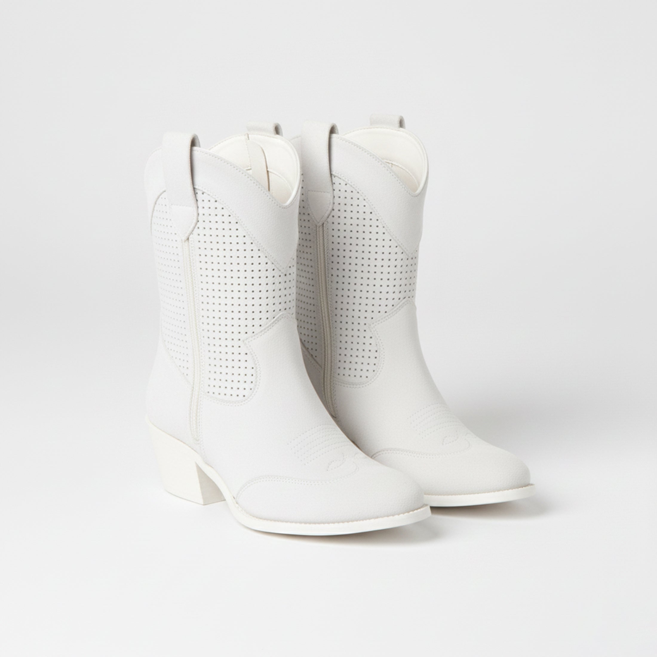 Women’s Lace-Up Ankle Boots – Block Heel & Trendy Design