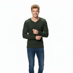 Men’s Minimalist Fine-Knit Jumper – Essential Warmth